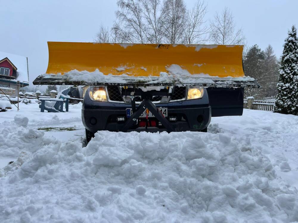 Snežný pluh pre 4x4 auto (200 cm)