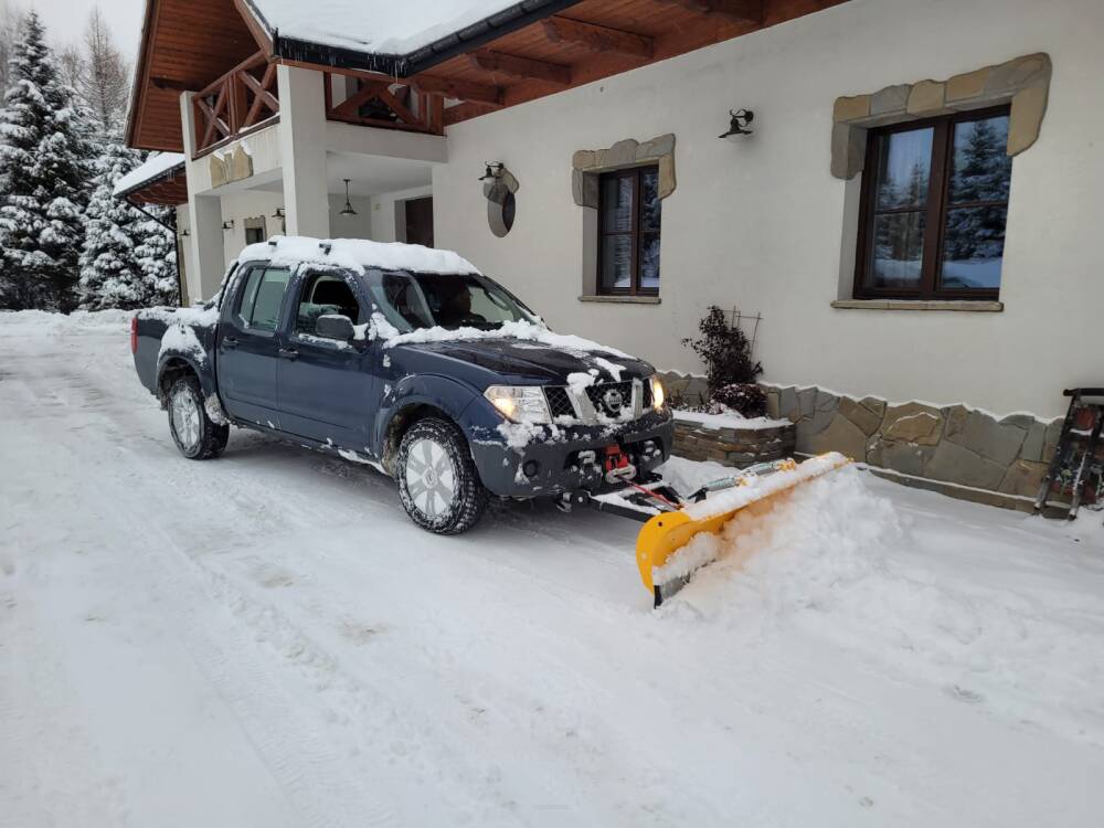Snežný pluh pre 4x4 auto (200 cm)