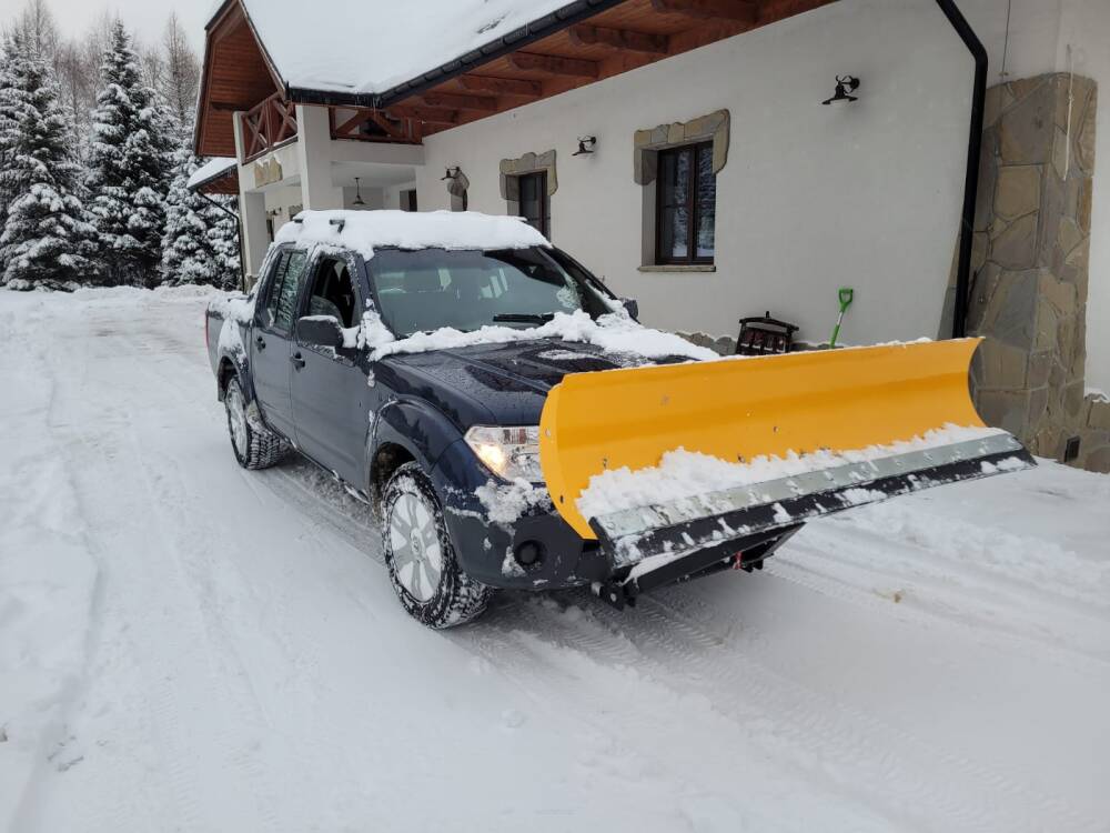 Snežný pluh pre 4x4 auto (200 cm)