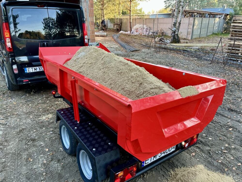 Hydraulický sklápací príves (Celková Hmotnosť 750KG)
